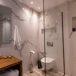 Valtes Luxurious Apartman Vukarí