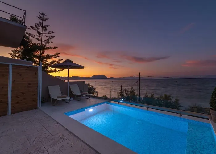 Valtes Luxurious Mpoukaris