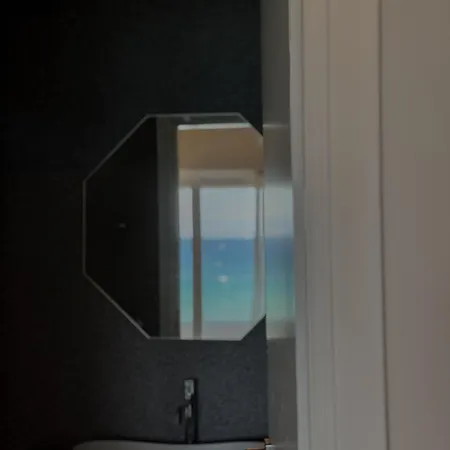 Valtes Luxurious