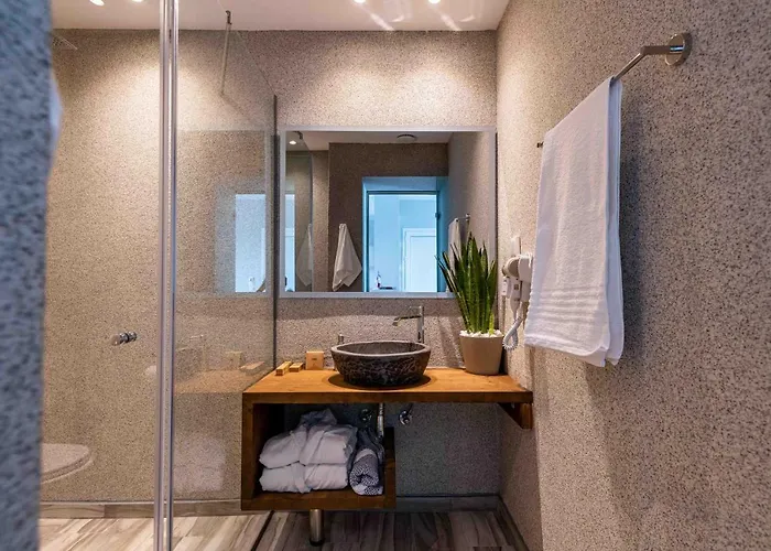 Valtes Luxurious شقة *